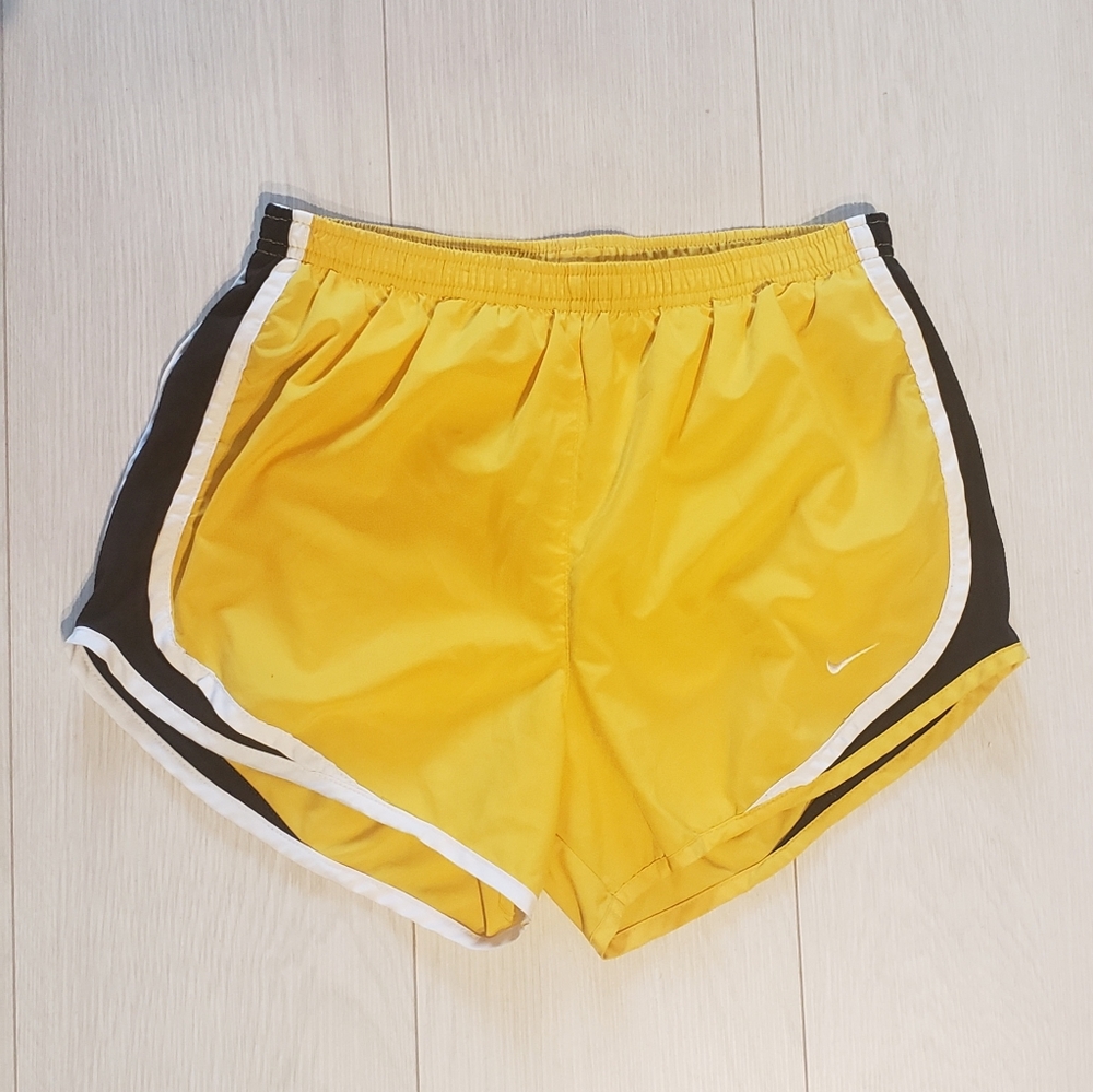 Nike fit dry running short